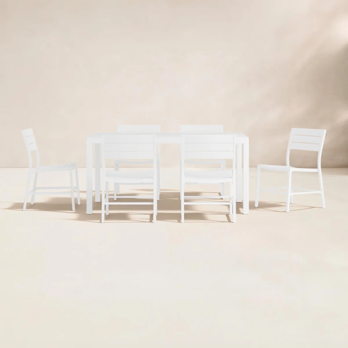 Form Dining Set