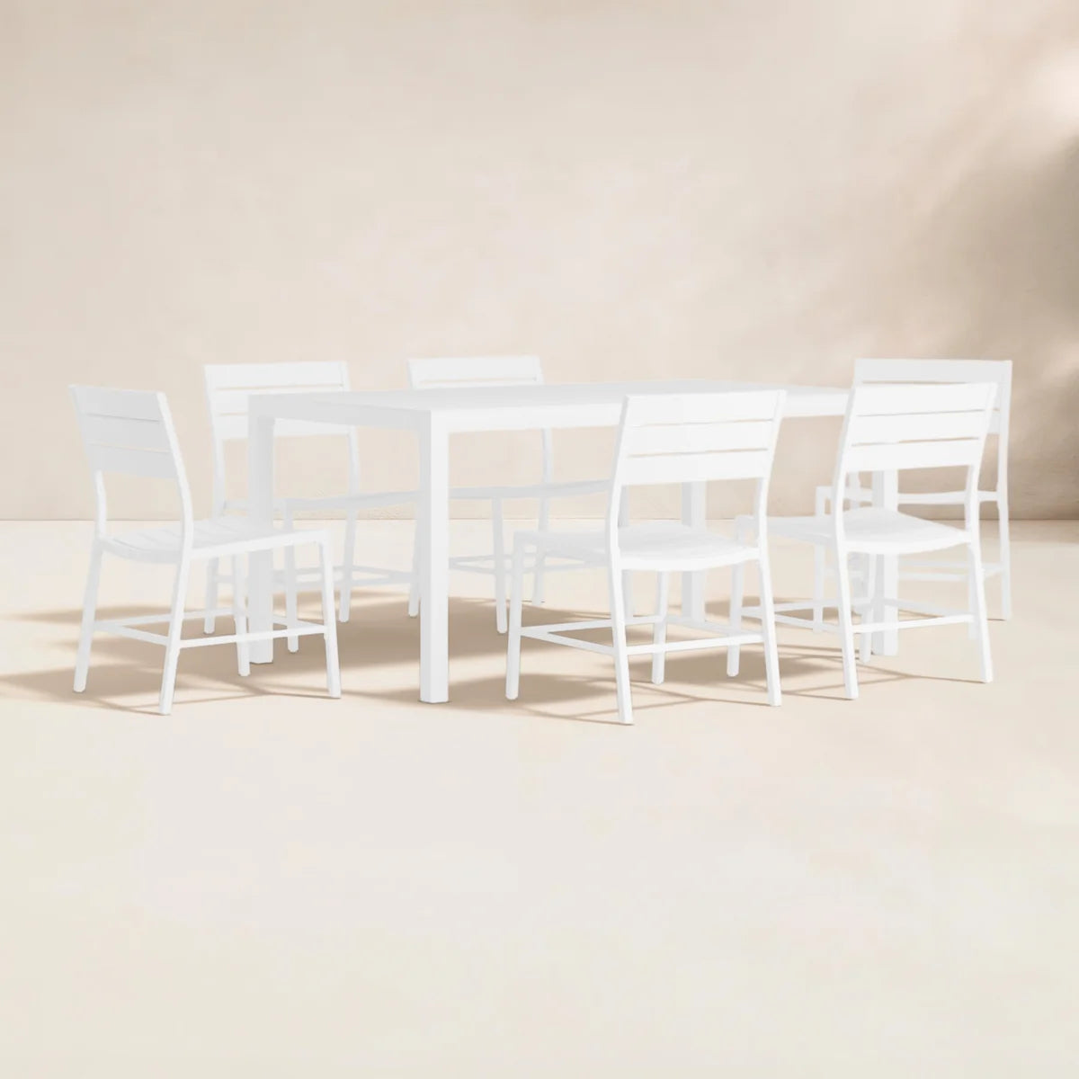Form Dining Set