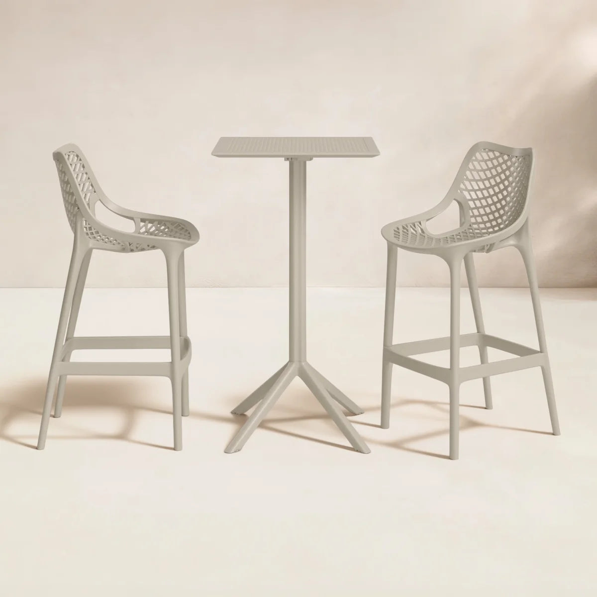 Haven Outdoor Dining Set