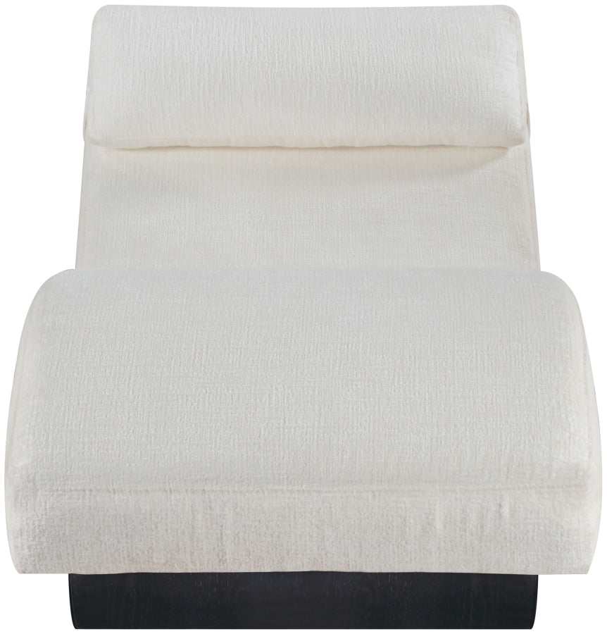 Pearlly Chaise Lounge