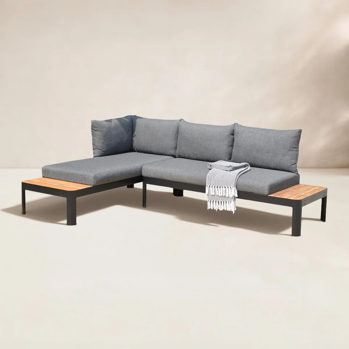 Novara Outdoor Sectional Sofa