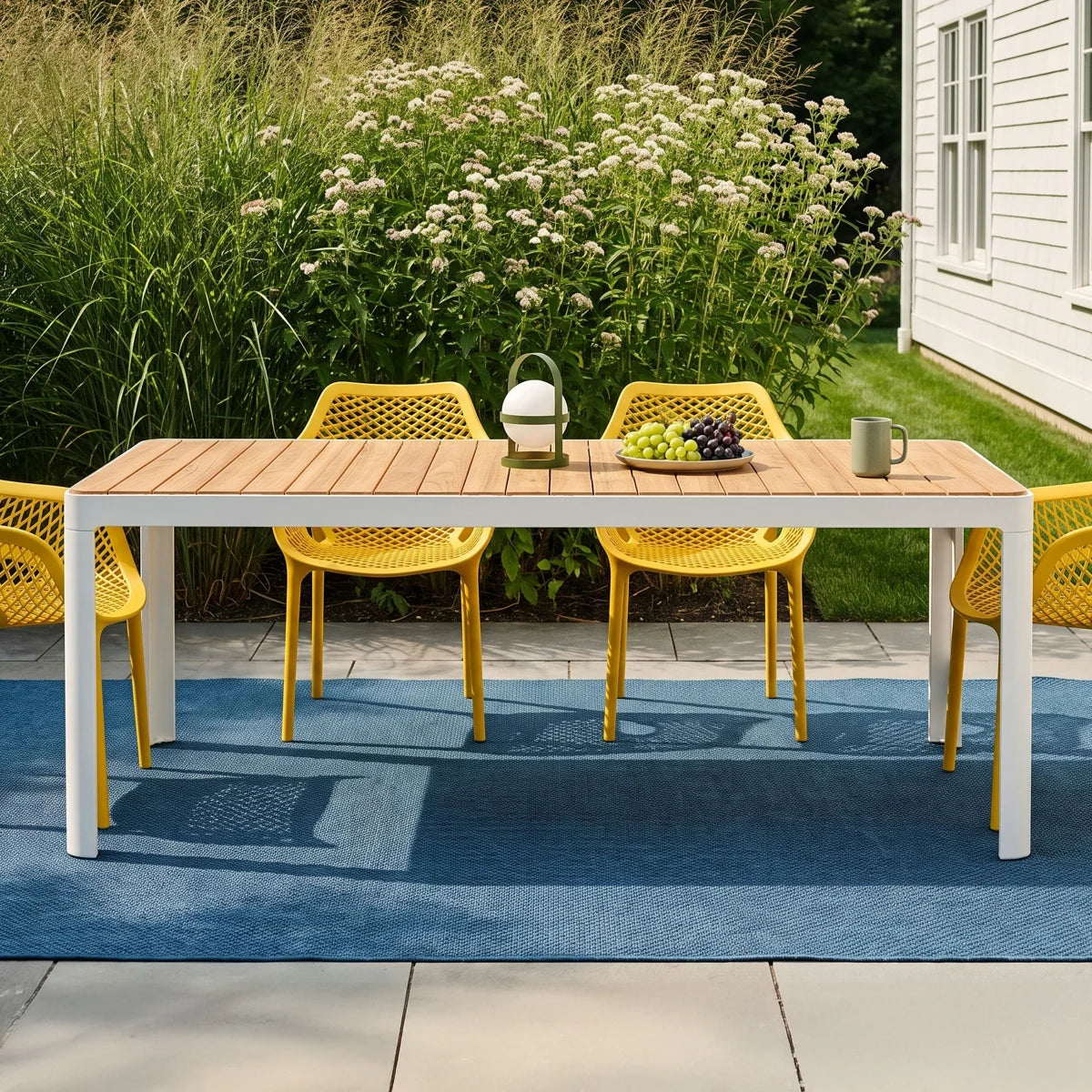 Heaven Dining Table