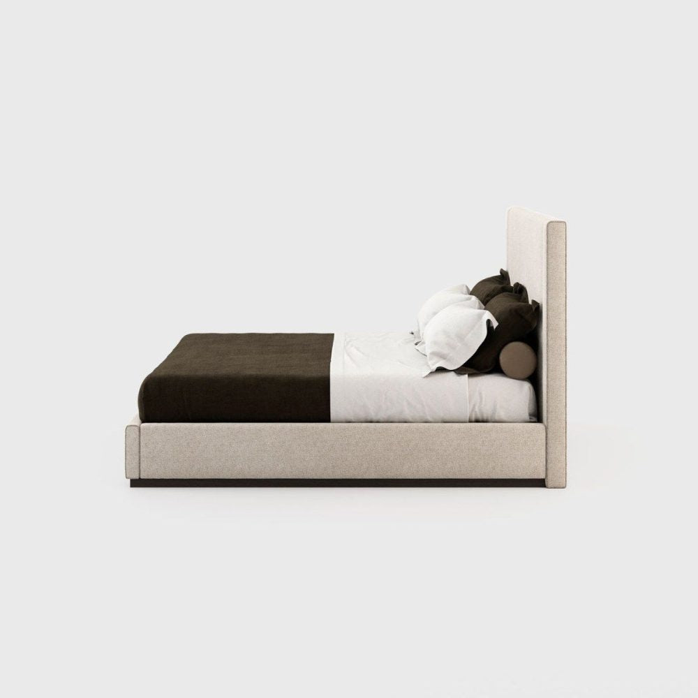 Luxuary Corrin Bed