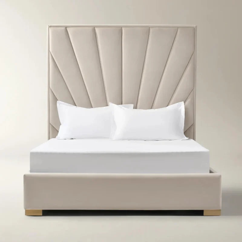 Romanzia Crest Bed