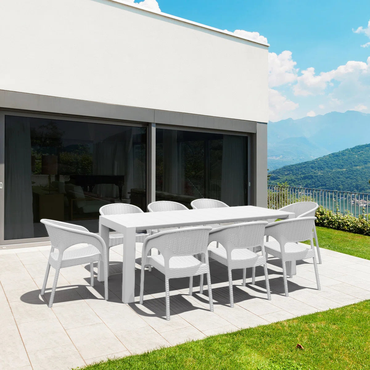 Extendable Plastic / Acrylic Outdoor Dining Table