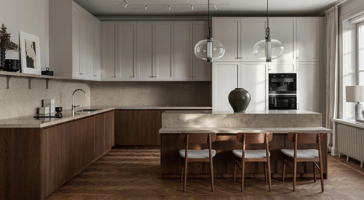 Harmonious Shaker Kitchen with Stained Oak