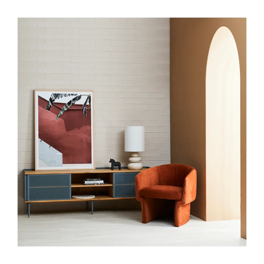Rapper Armchair