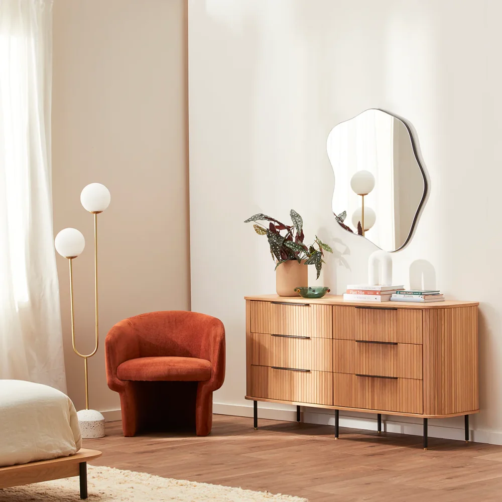 Rapper Armchair