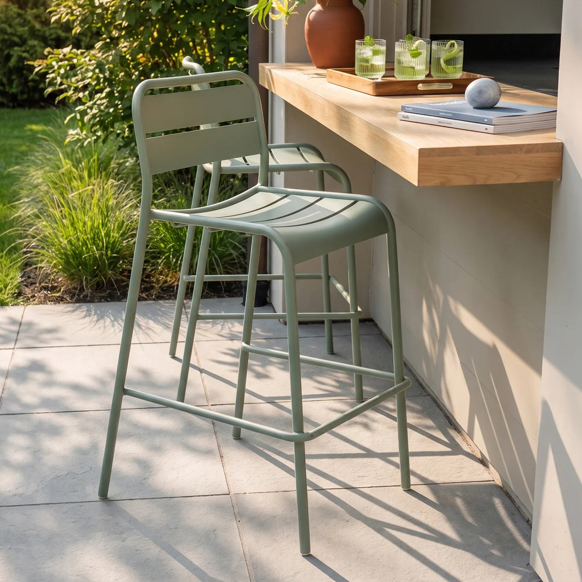 Dkaprio  Outdoor Bar Stool