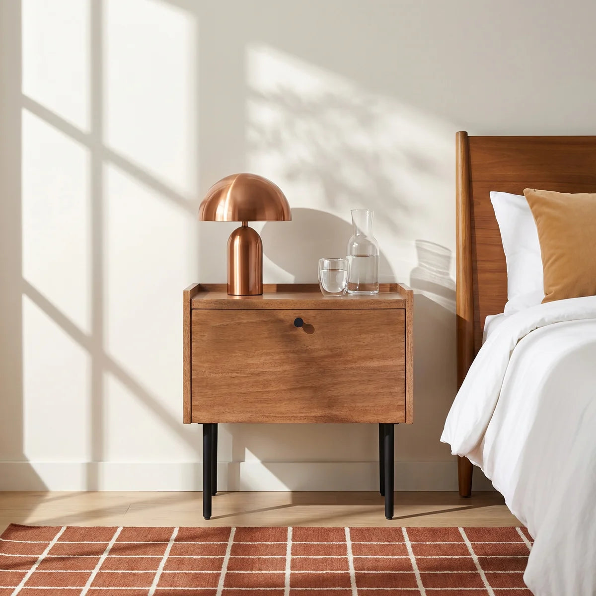 Aleria Modern Nightstand