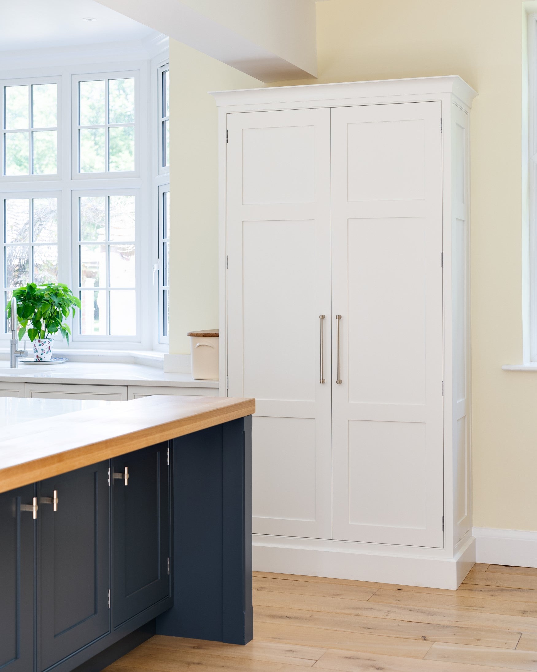 The Grand Country Shaker Kitchen