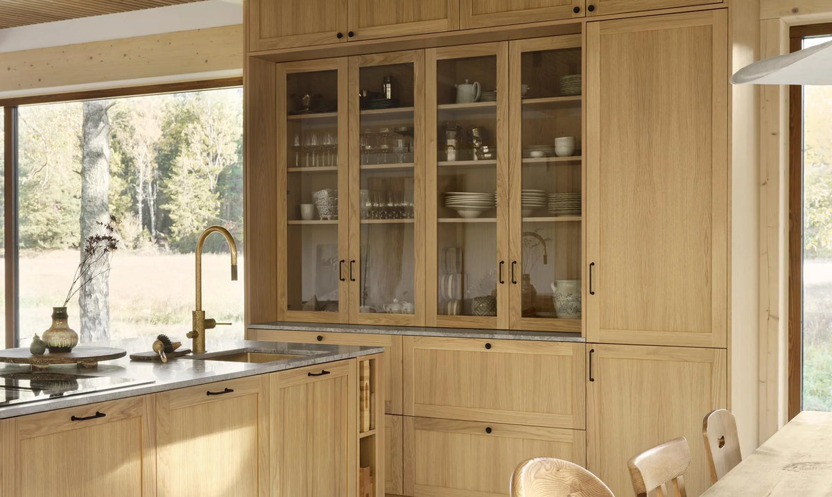 The Natural Oak Kitchen Warm Oak & Limestone Kitchen