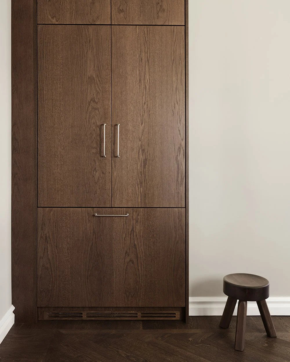The Refined Dark Oak Kitchen
