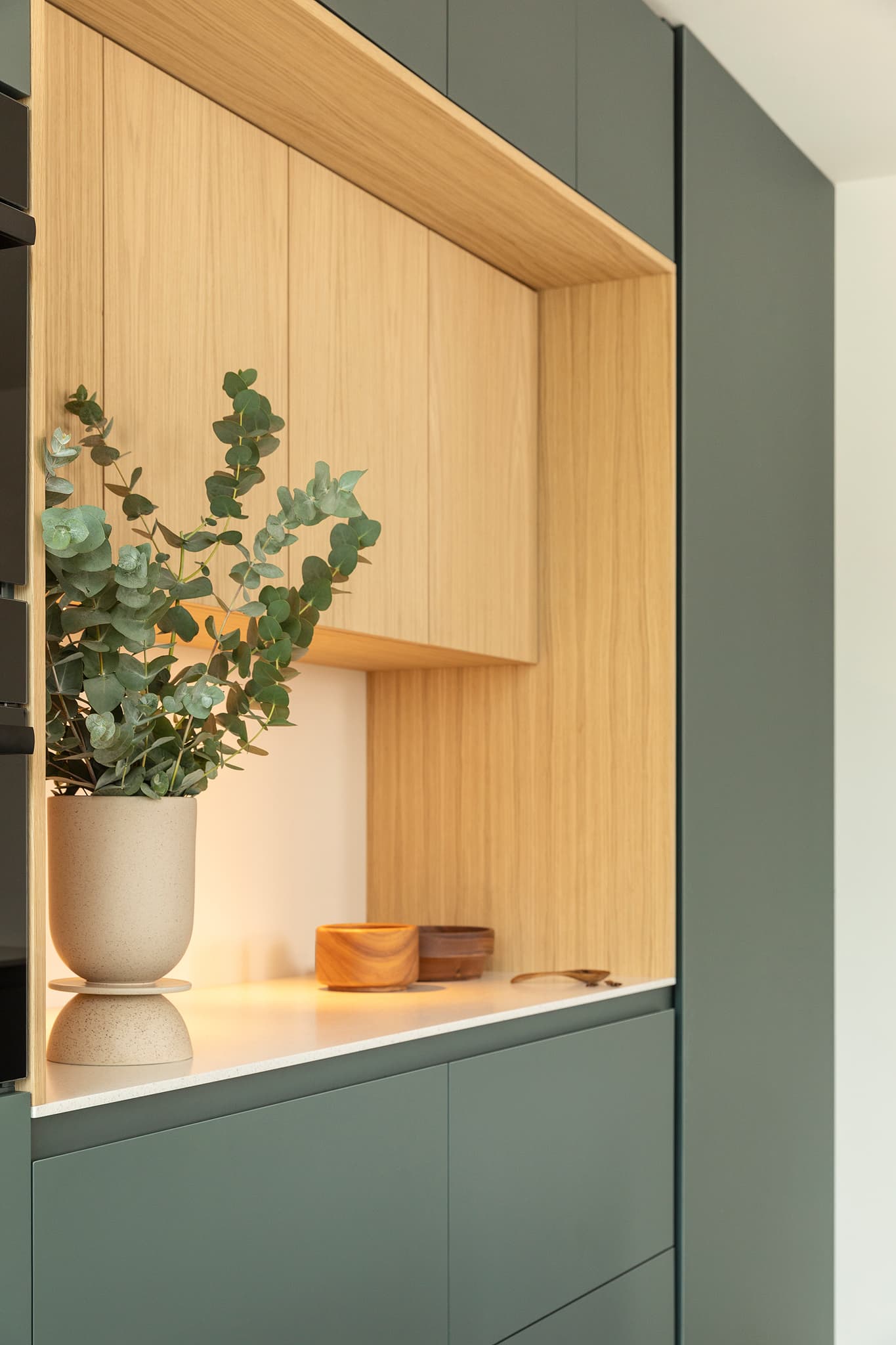The Verde Oak Kitchen