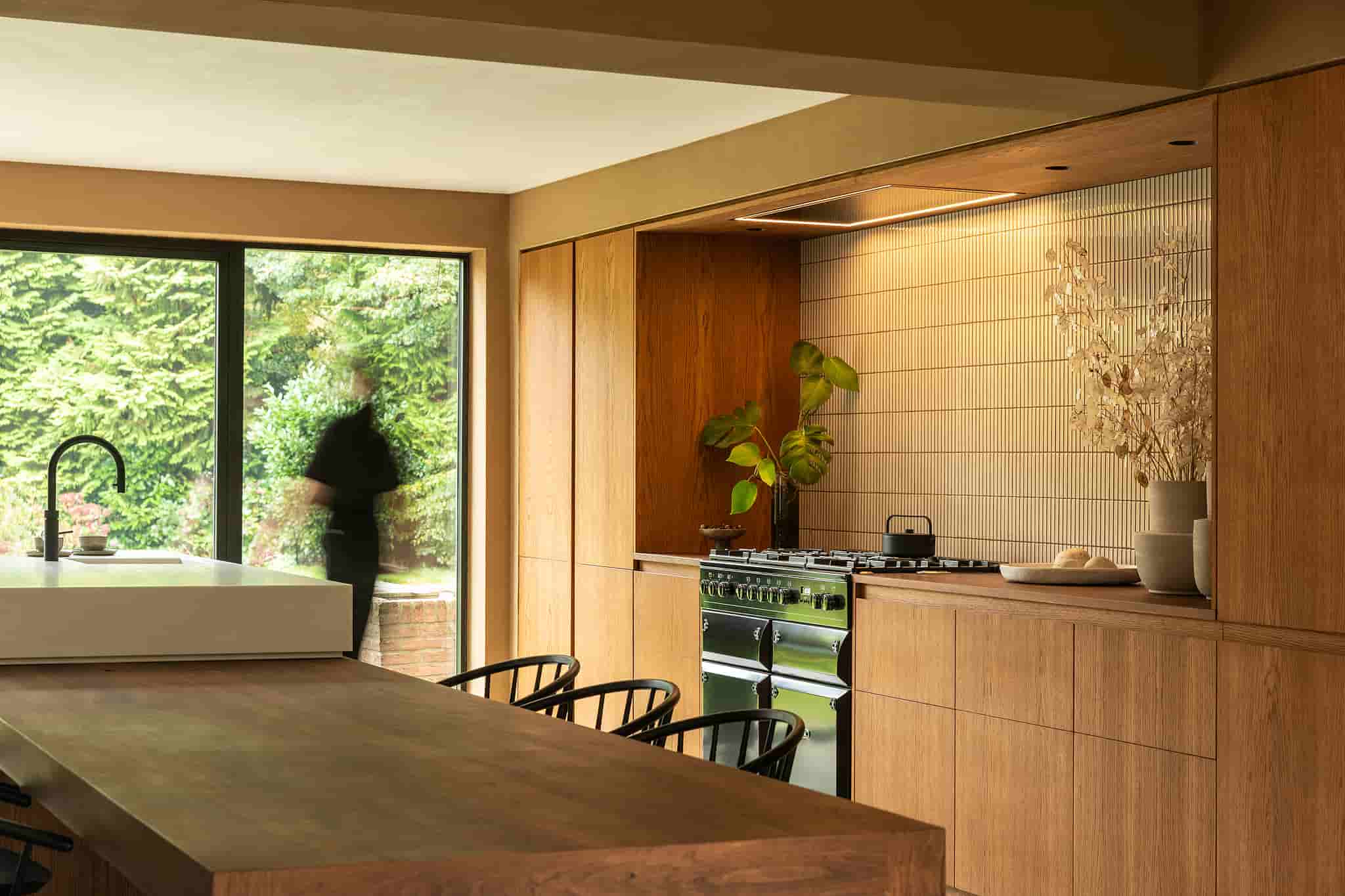 The Warm Oak Modern Kitchen