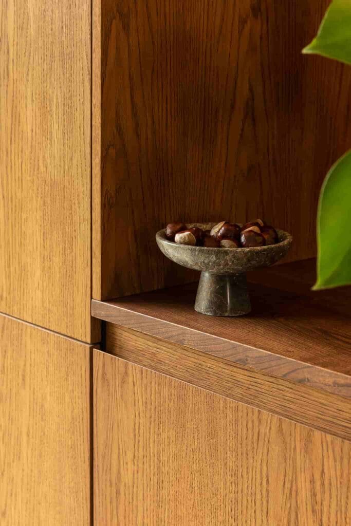 The Warm Oak Modern Kitchen