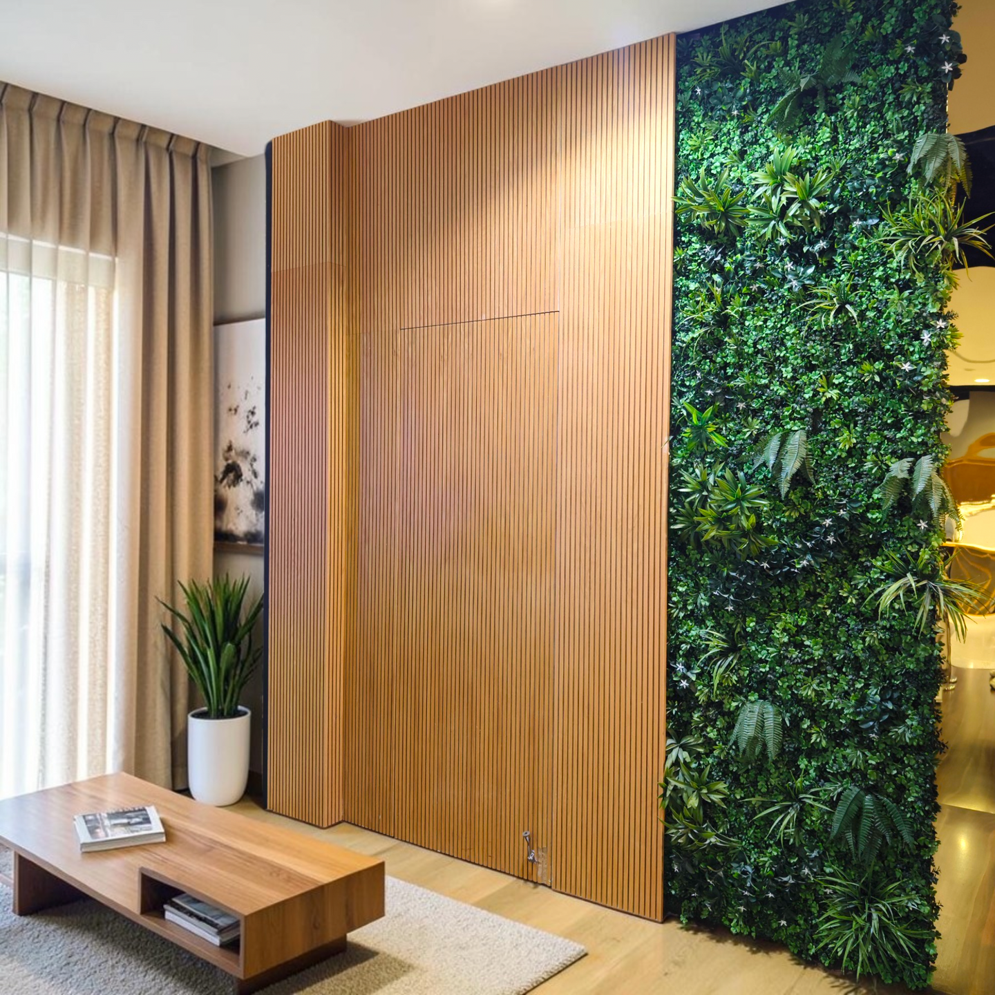 Verdura Slat Garden Wall