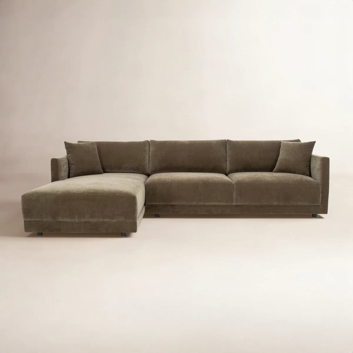 Bravella Modern Sectional Sofa