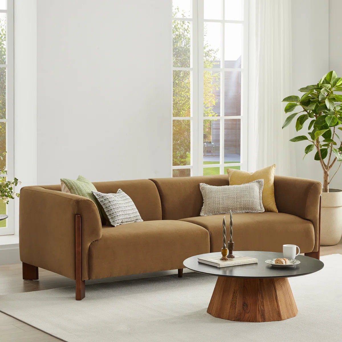 Werters Sofa With Solid Wood Leg