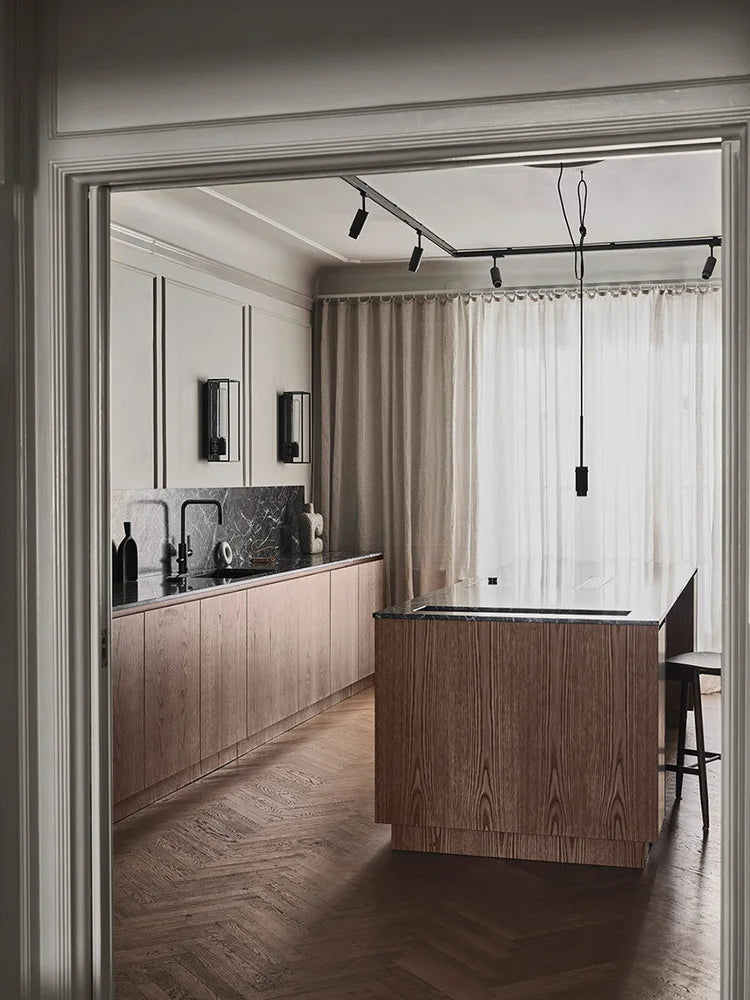 Warm Oak & Soft Beige Nordic Kitchen with Timeless Elegance