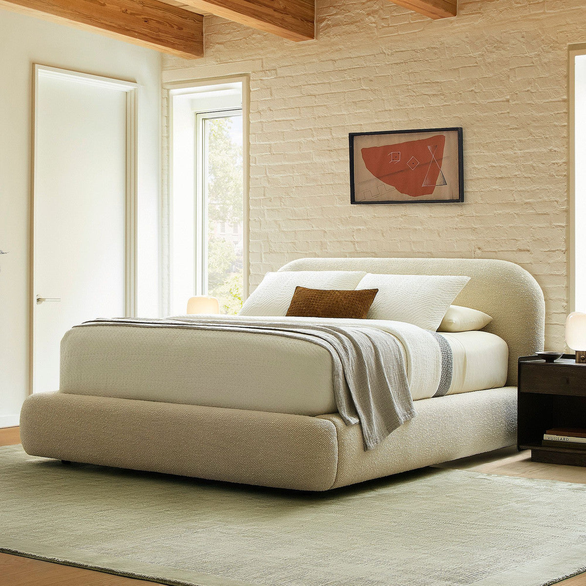 Zelvane Upholstered Bed