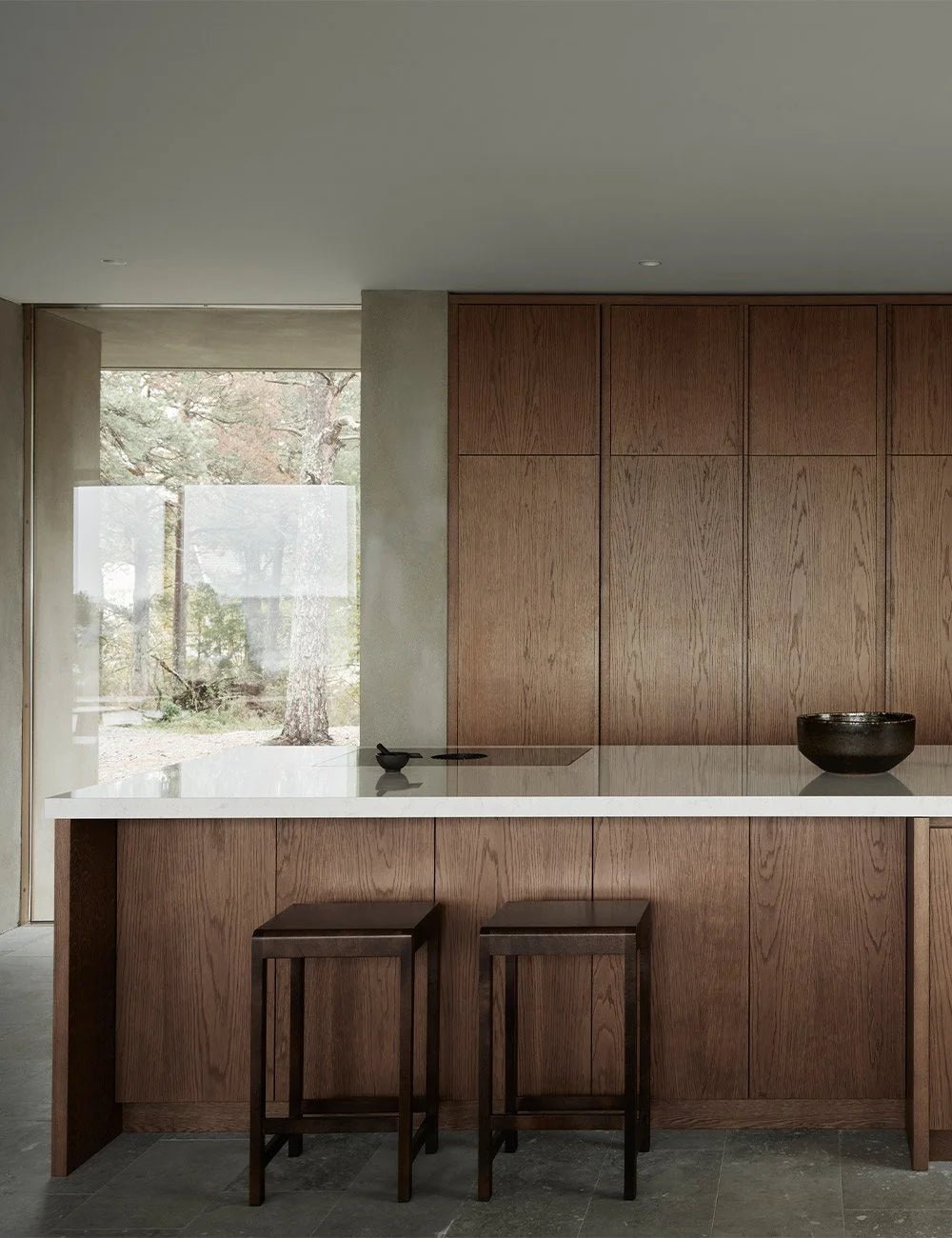 Dark Oak Architectural Kitchen Minimalist Kitchen with Rich Wood & Concrete