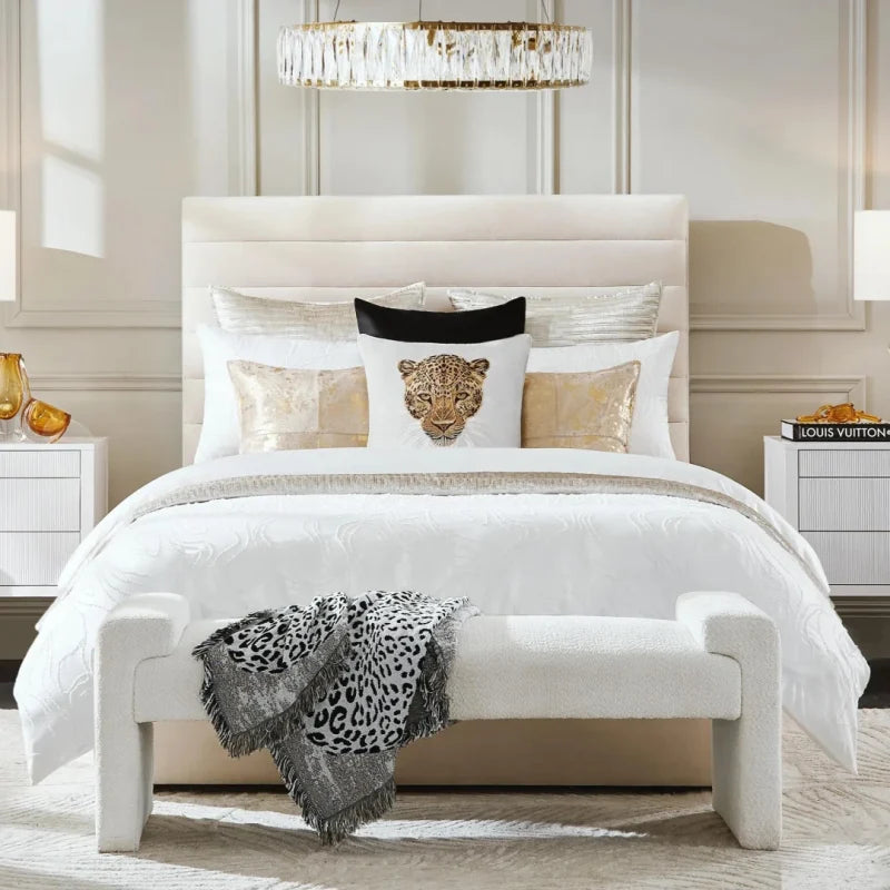 Luxes Minimalist Bed