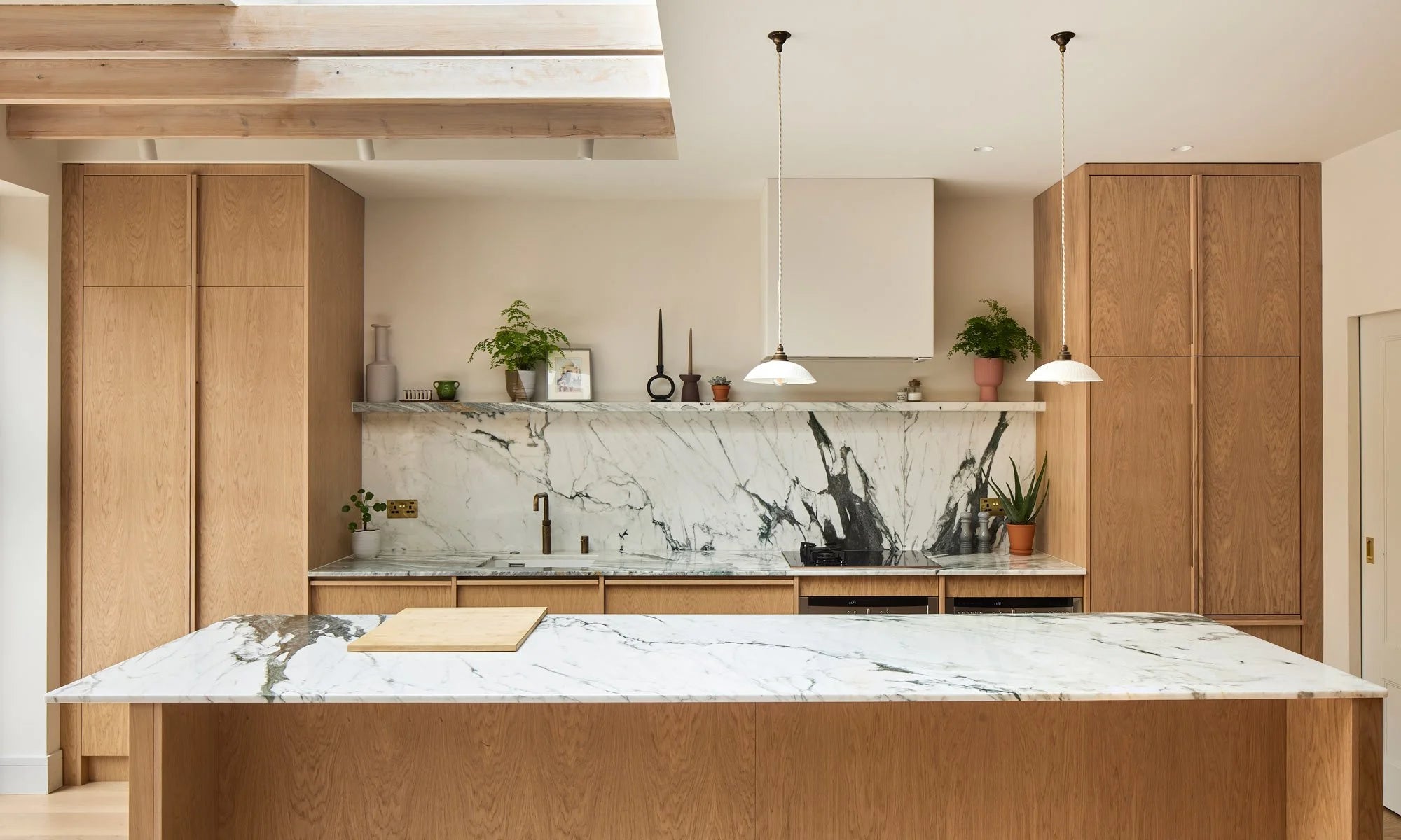 Contemporary Light Oak Scandinavian Kitchen with Natural Wood Finishes