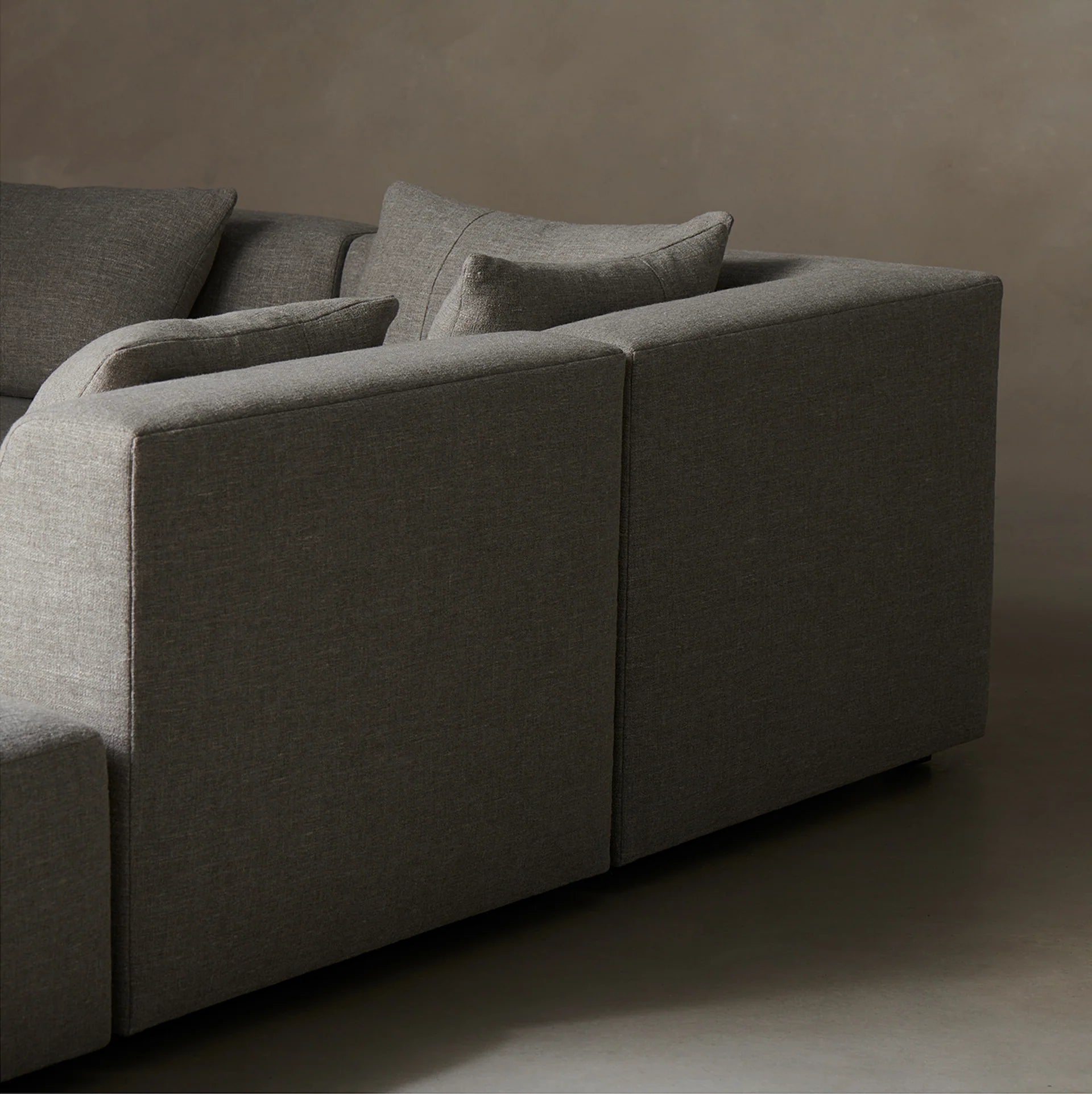Grandelle Sofa