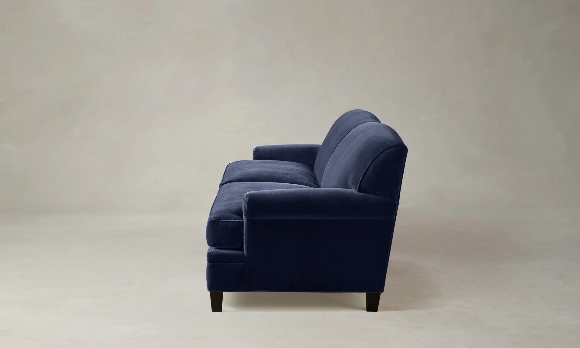 Mirandor Sofa
